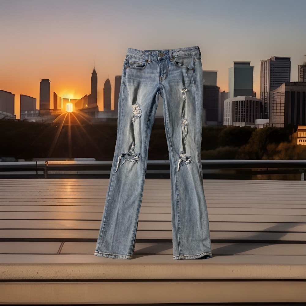 American Eagle Light Wash‎ Distressed Skinny Stretch Jeans Sz 8 Reg